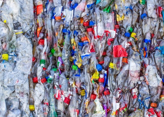 Warum recyceln wir immer noch zuwenig Plastik ?